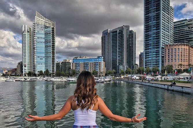 Beirut Downtown, Corniche and National Museum Tour - Martyrs’ Square and Beirut’s difficult memory