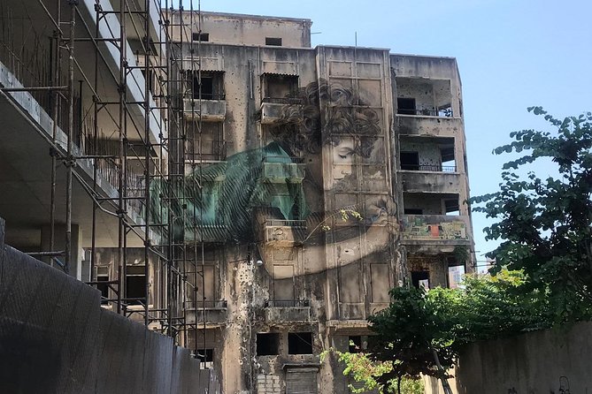 Beirut Full Day Walking Tour - Antique shops, Khadak El Ghamik, and the Green Line