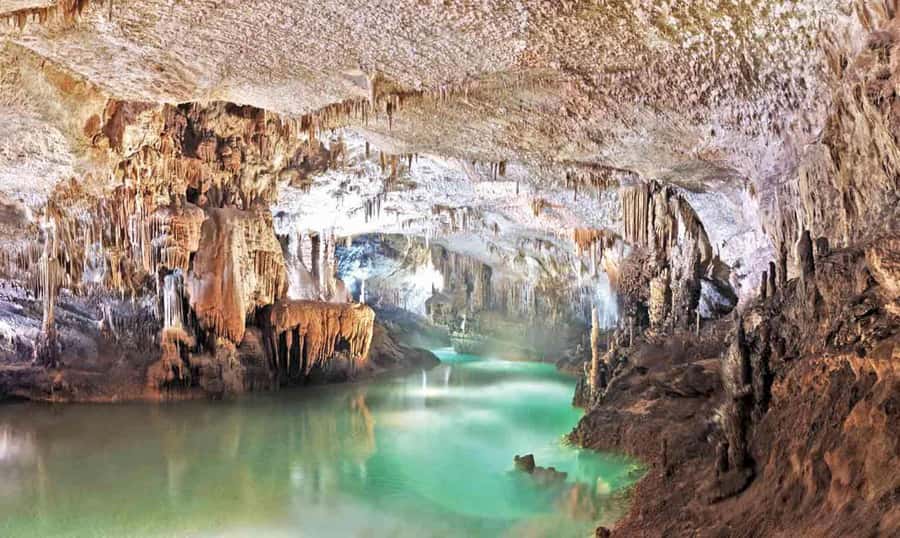 From Beirut: Jeita Grotto, Harissa & Byblos Private Day Tour - Jeita Grotto is the day’s natural high point