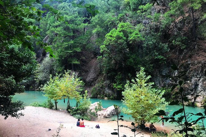 Hike Chouwen - Why Lake Chouwen makes a strong day out from Beirut