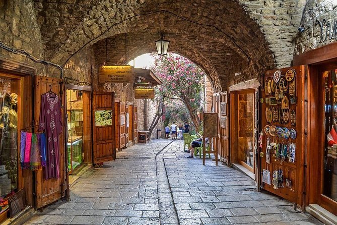 Jeita Grotto - Harissa - Byblos Trip - Entering the two levels of Jeita Grotto
