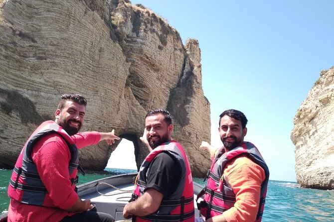 Pigeon Rocks Boat Ride Beirut (Raouche Rocks) - Practical advice for a better ride