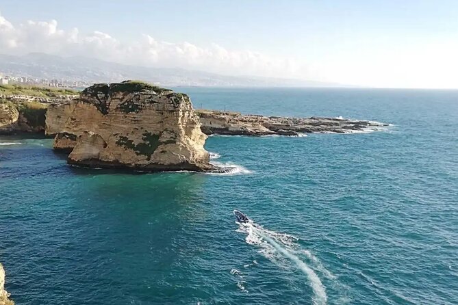 Private Beirut City Tour with Boat Ride at Raouche Rock - The guide and language question