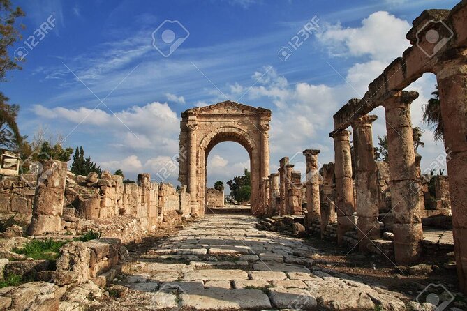 Private Tour: Tyre, Sidon and Maghdouche Day Trip from Beirut - Sidon in one hour: castle, souks, and soap