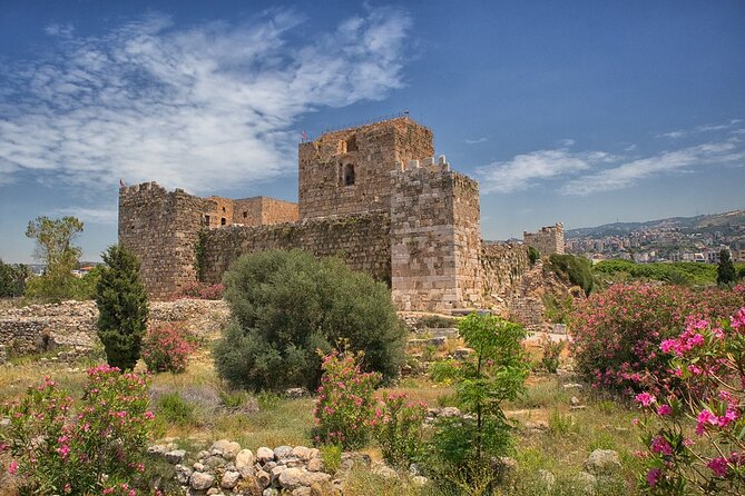 Small-Group Tour with Lunch to Jeita Grotto, Byblos and Harissa - Who should book this experience?